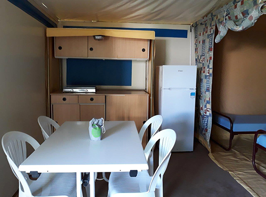 Bungalow tent 2 bedrooms, sleeps 4 without toilet Thonon-les-Bains - 3