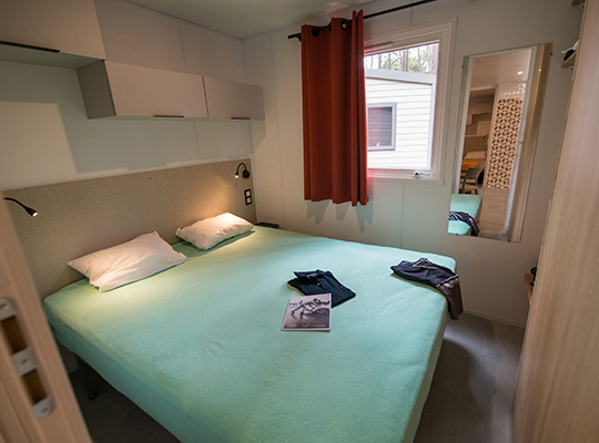 Mobile home 2 bedrooms, sleeps 4/6, air-conditioned Les Mathes - 7