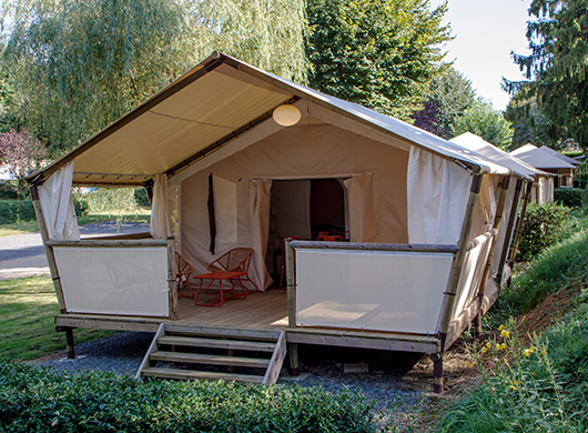Maasaï Lodge 2 bedrooms, sleeps 4 Saint-Pierre-de-Trivisy - 1